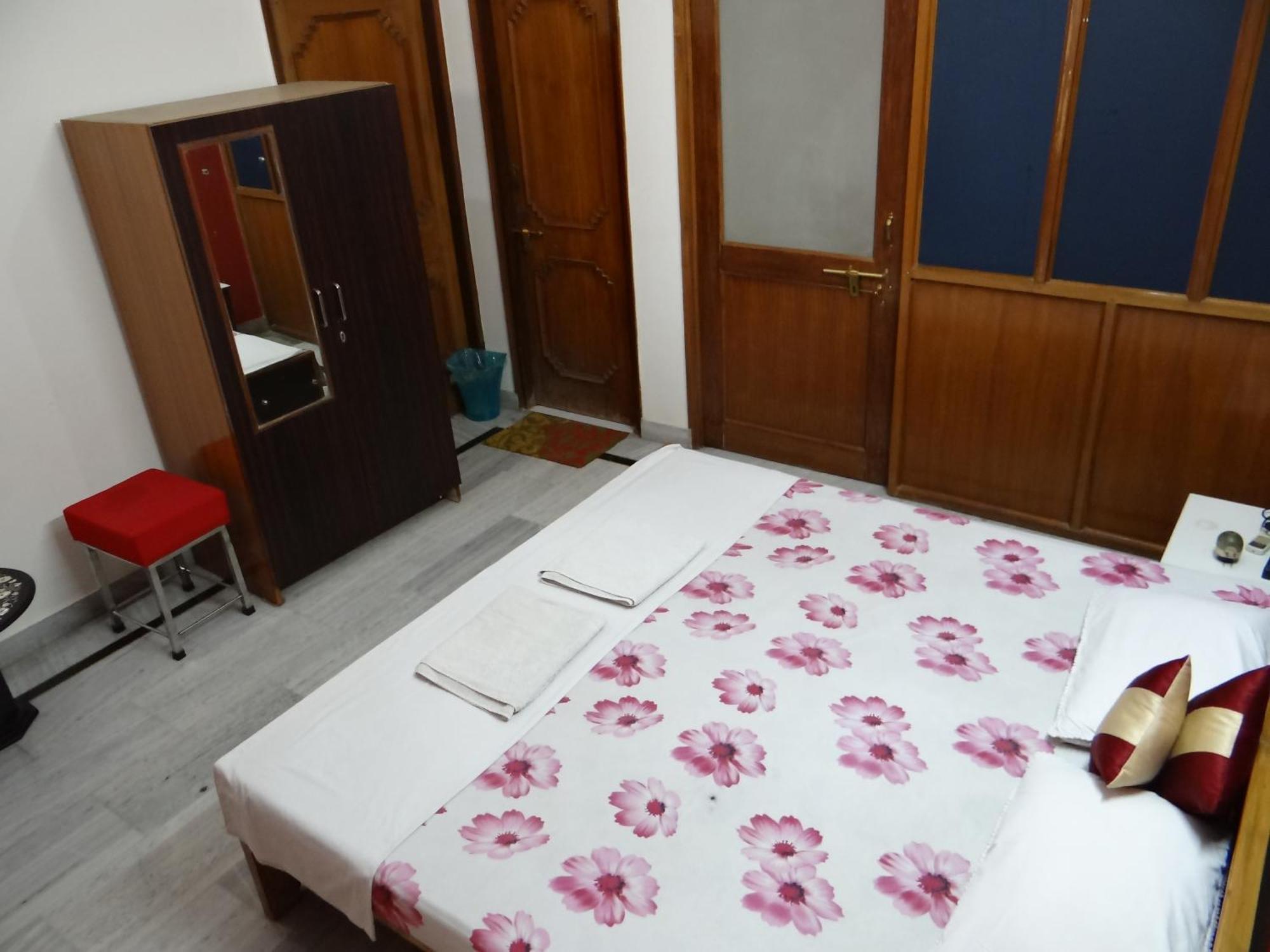 N Homestay Agra Tājganj Zewnętrze zdjęcie