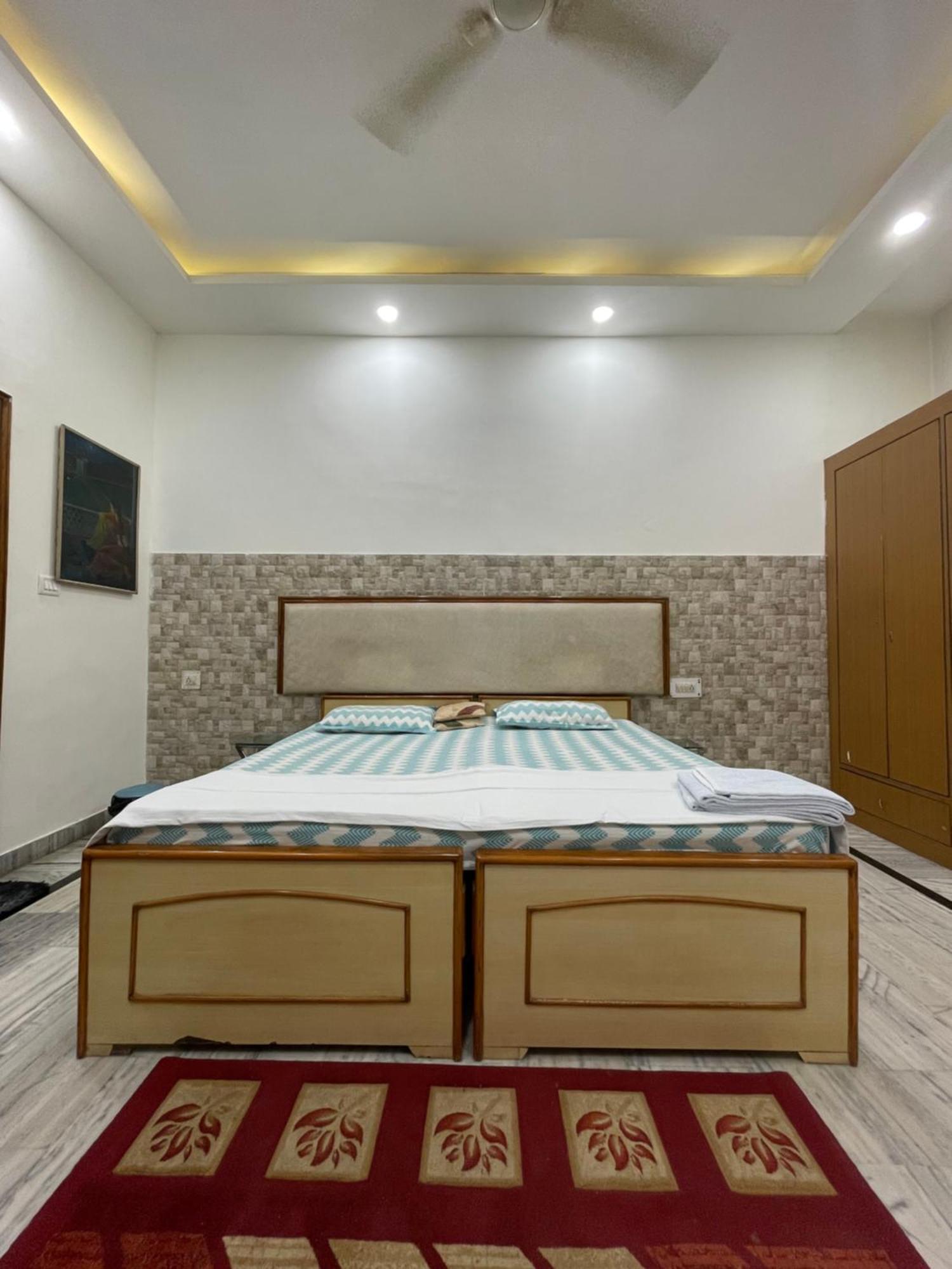 N Homestay Agra Tājganj Zewnętrze zdjęcie