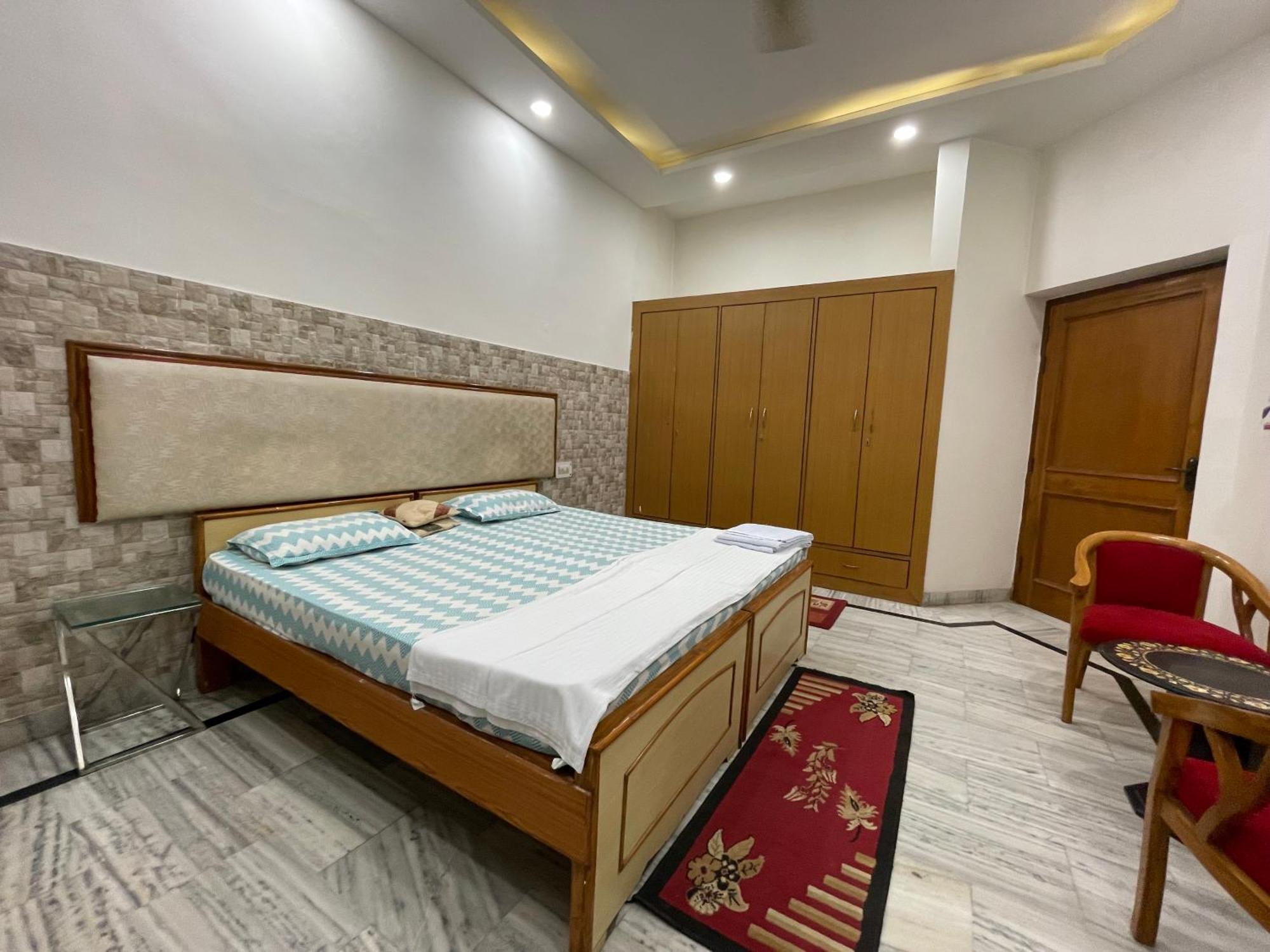 N Homestay Agra Tājganj Zewnętrze zdjęcie