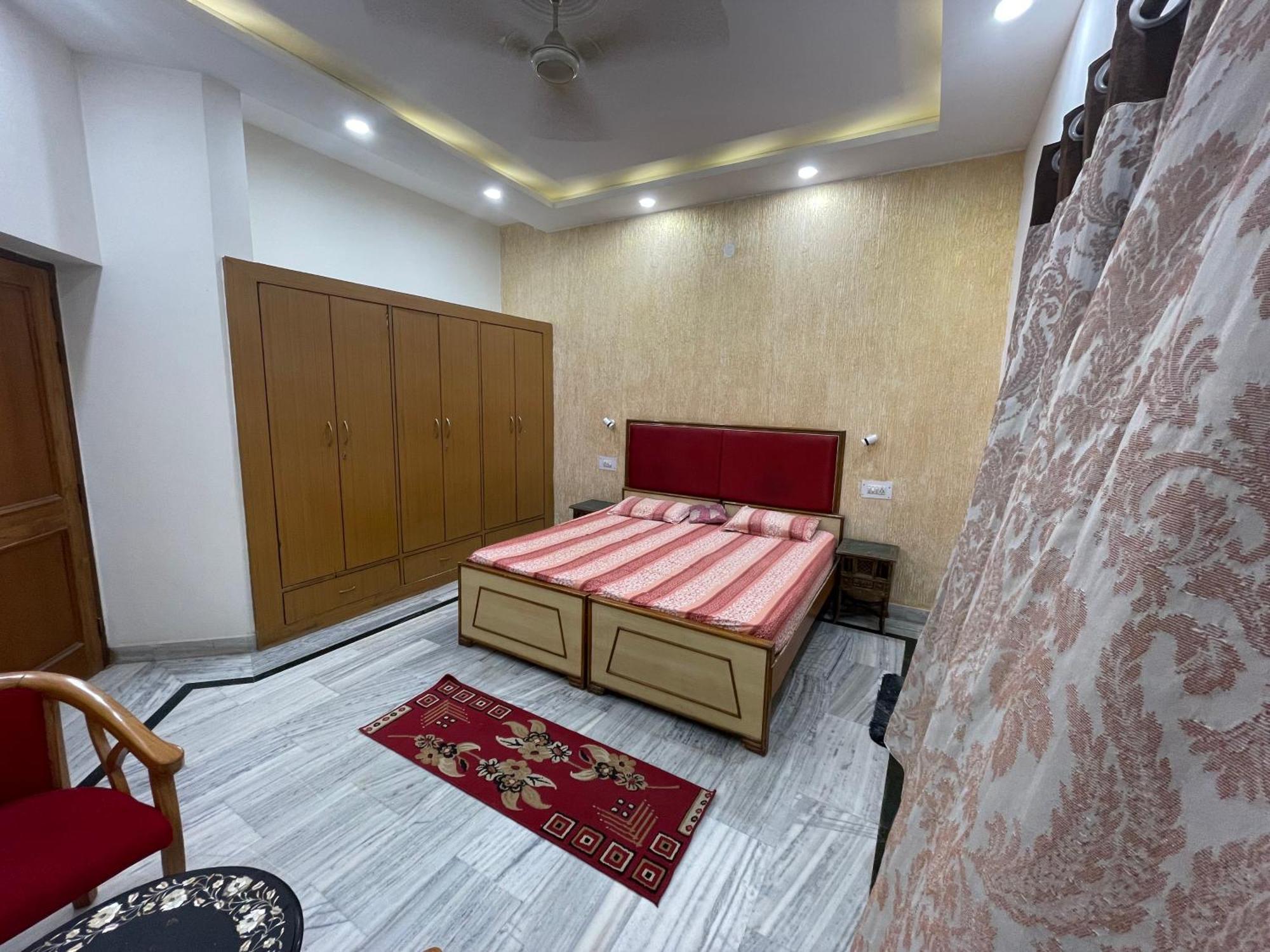 N Homestay Agra Tājganj Zewnętrze zdjęcie