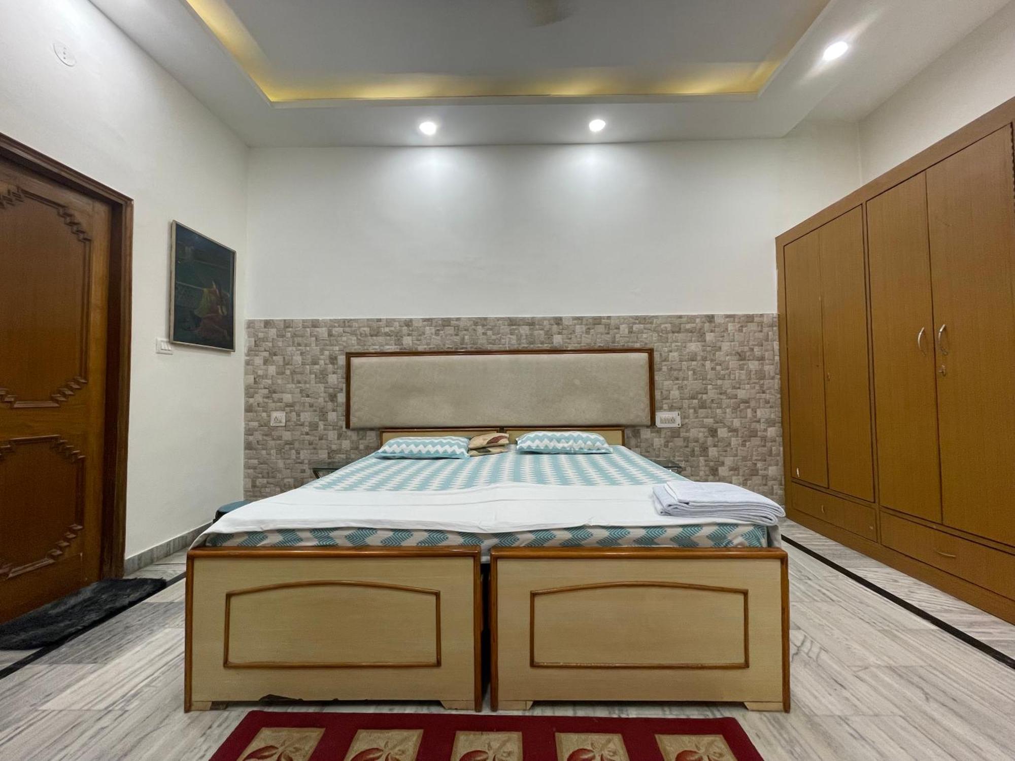 N Homestay Agra Tājganj Zewnętrze zdjęcie