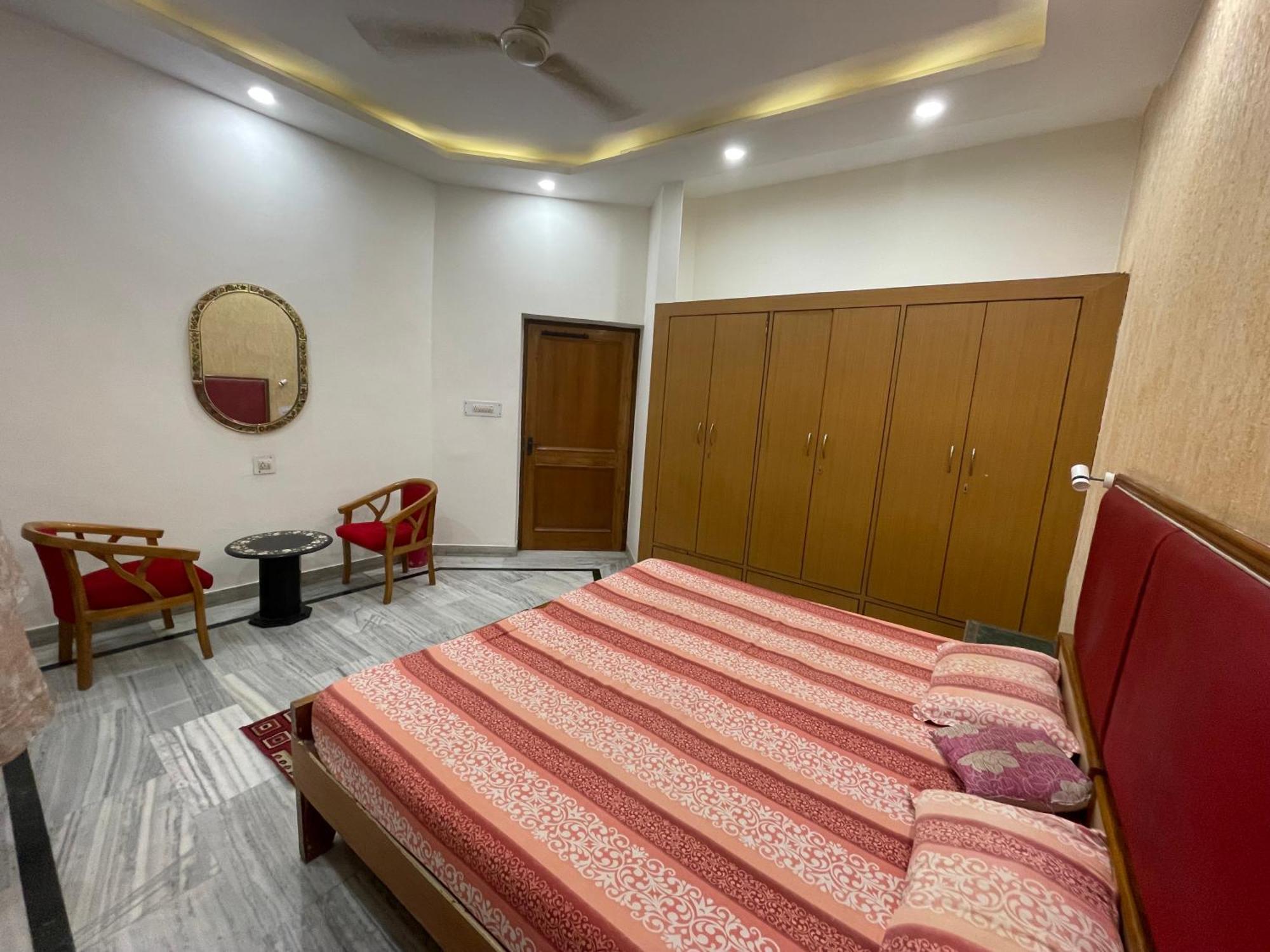 N Homestay Agra Tājganj Zewnętrze zdjęcie
