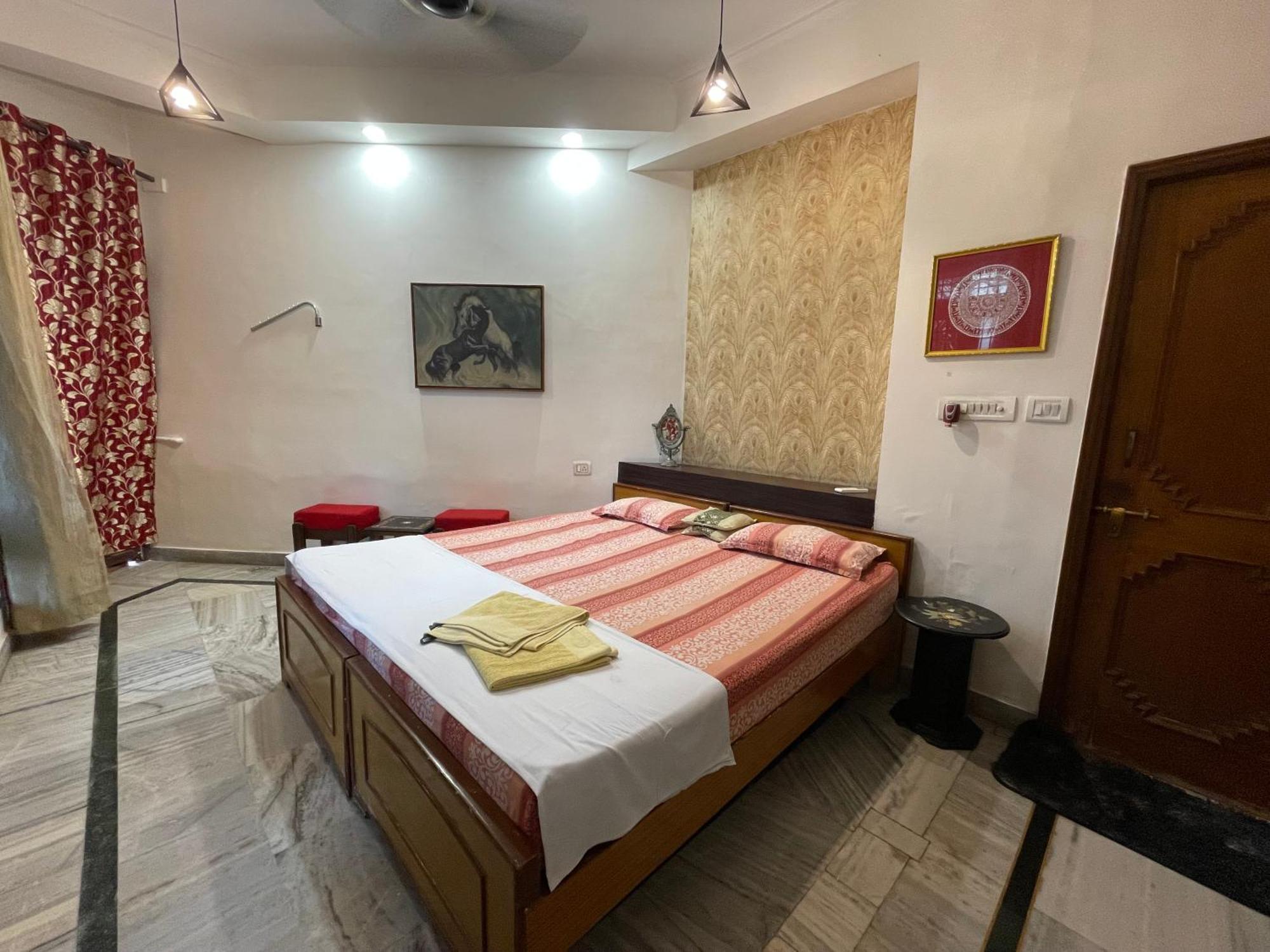 N Homestay Agra Tājganj Zewnętrze zdjęcie