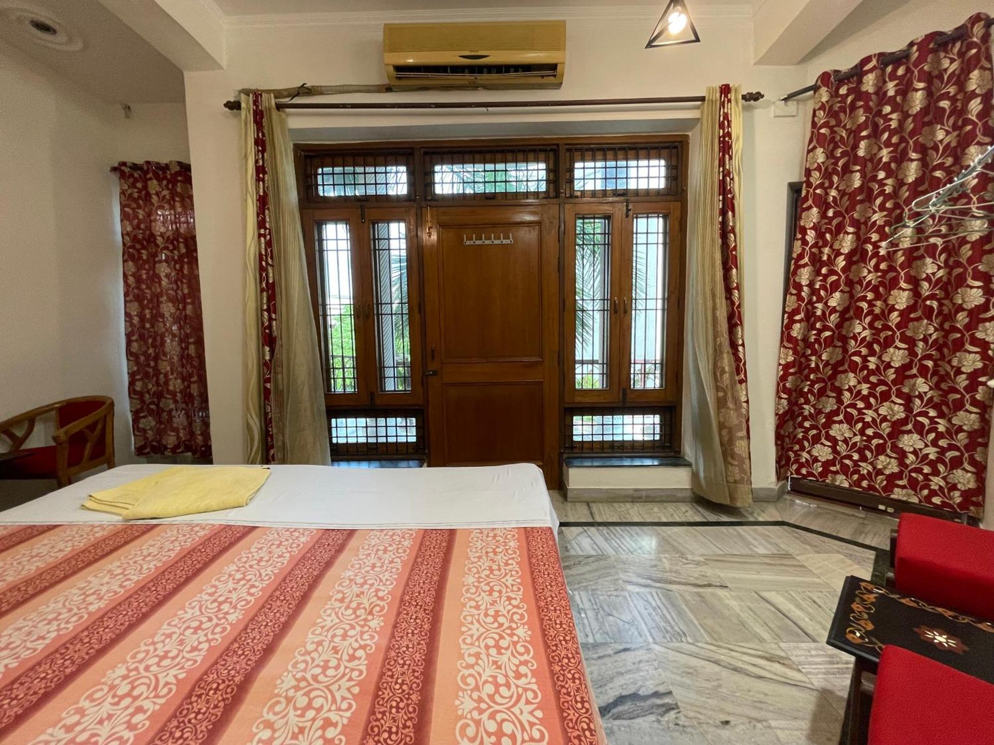 N Homestay Agra Tājganj Zewnętrze zdjęcie